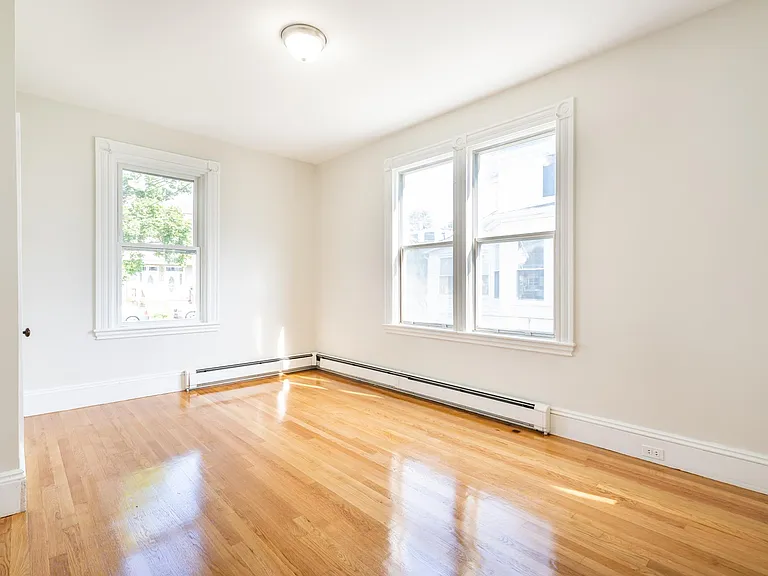 31 Adams St #1 — Photo 13