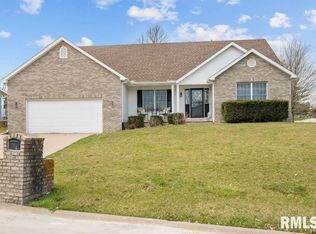 2216 N Blanchard St, Davenport, IA 52804