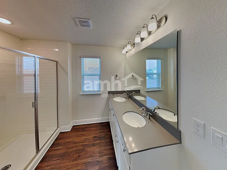 2805 Ponds Trl — Photo 16