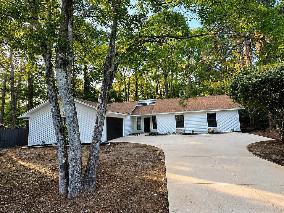 723 Prestwick Dr