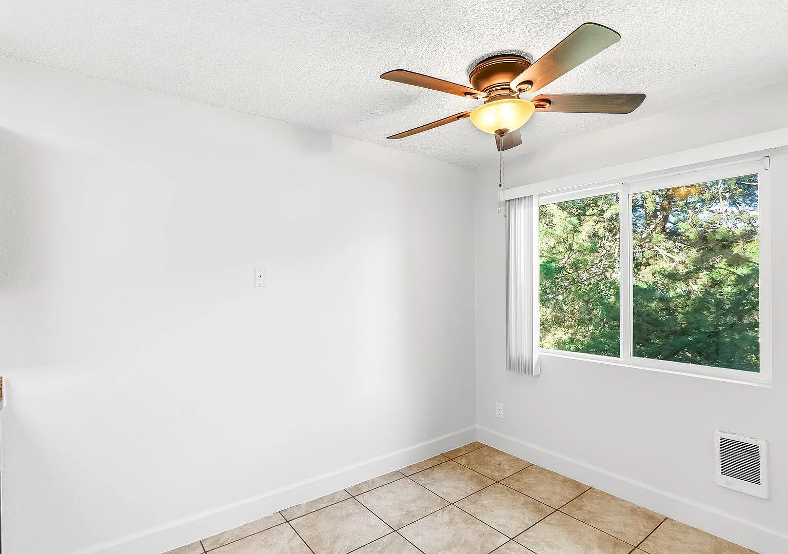 Timber Ridge Apartments — Photo 4