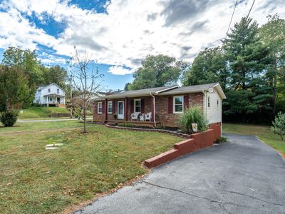 421 S Lynn Ave, Elizabethton, TN, 37643