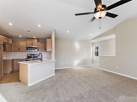 5th image of 4232 Apple Branch Dr