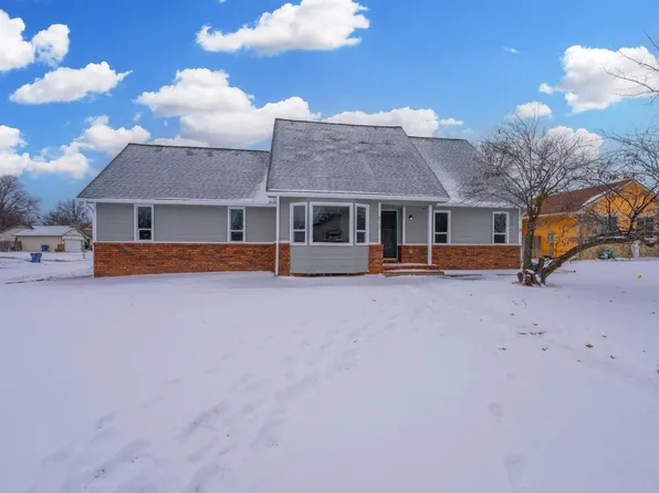 8725 E Hildreth Ln, Wichita, KS 67207