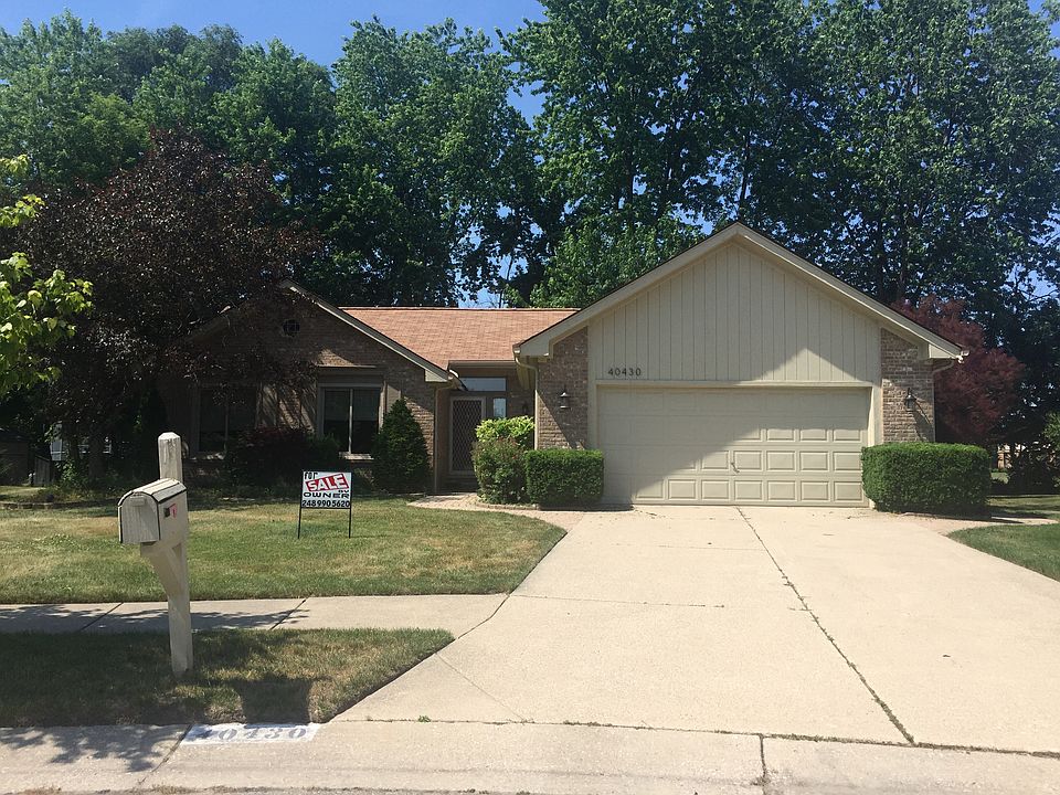 1st image of 40430 Cove Ct