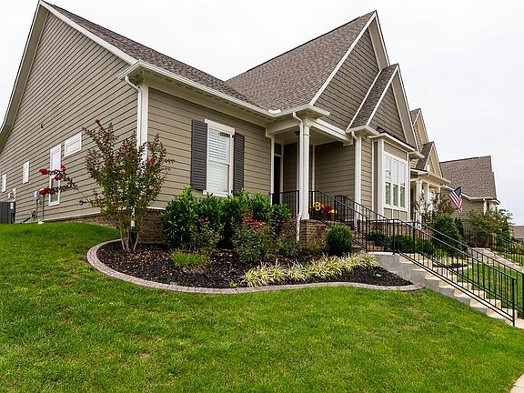 2nd image of 2813 Americus Dr
