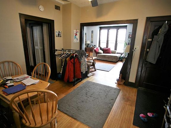 3rd image of 1118 23rd Ave NE