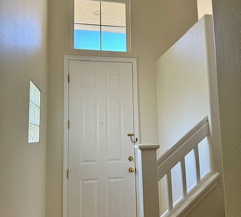 3rd image of 207 Town Green Ln