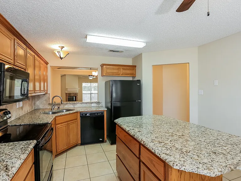 5903 Fawn Meadow Trl — Photo 12