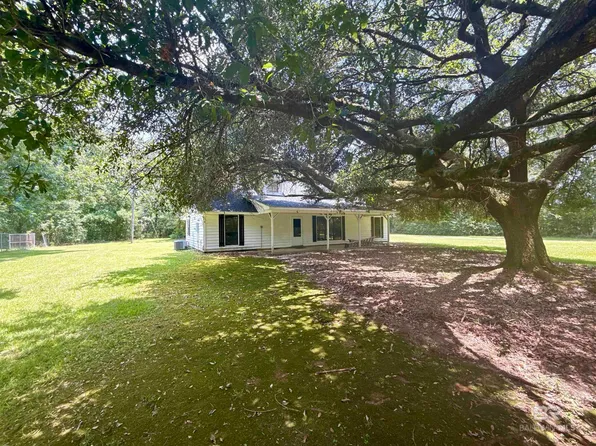 34750 Oak Ln, Stapleton, AL 36578