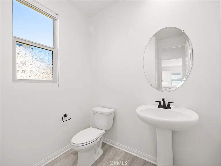 27448 Pioneer Ct — Photo 11
