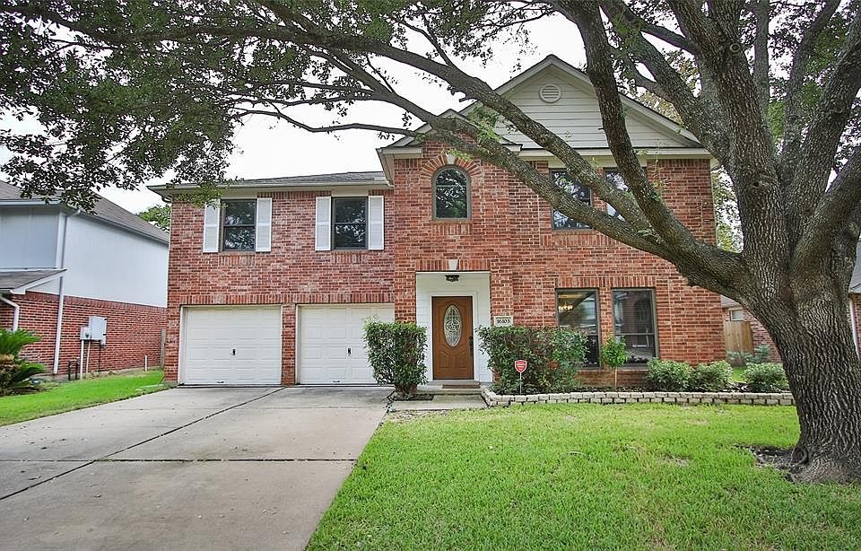 Beautiful, recently updated 4 bedroom, 2.5 bath home in Cypress Point.