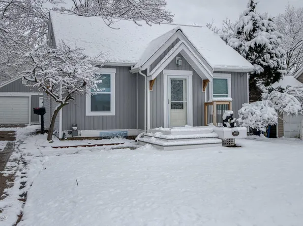 3308 Chestnut St SW, Grandville, MI 49418