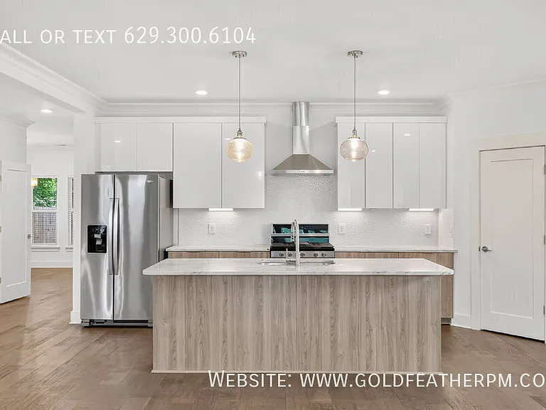 253A Riverside Dr — Photo 13