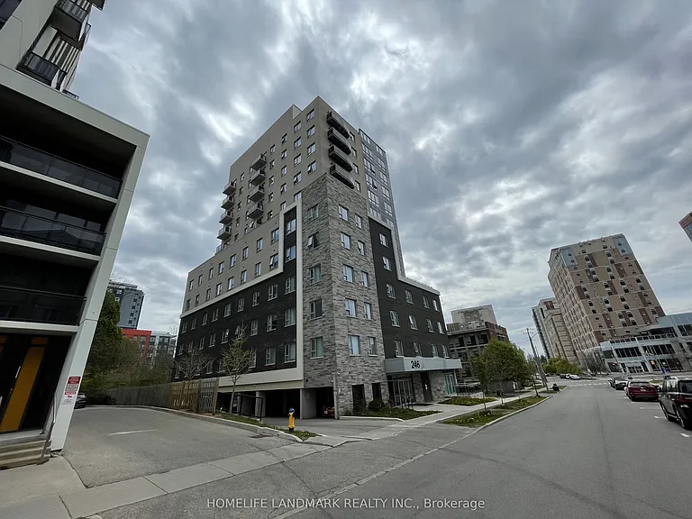 246 Lester St #602 — Photo 2
