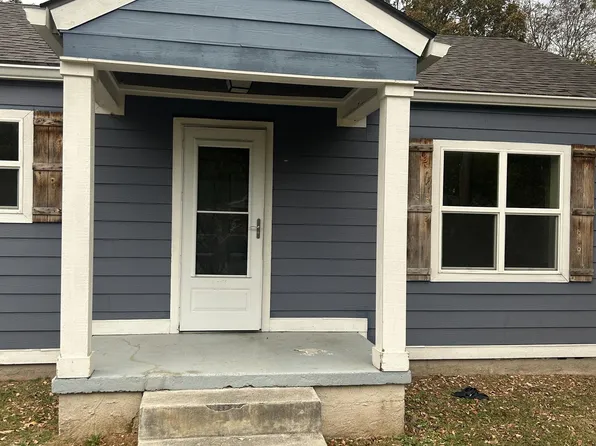 130 Everglades Blvd, Rossville, GA 30741