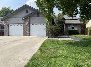 4606 W Monte Verde Ave, Visalia, CA 93277