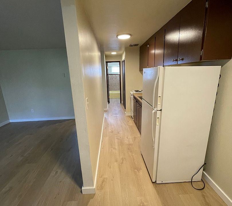 1st image of 1215 Gregory Way APT 5