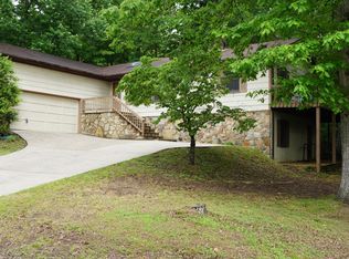 135 Juniper Dr, Crossville, TN 38558