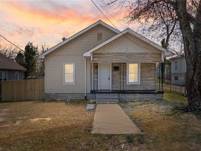 1216 E 26th St, Winston Salem, NC, 27105