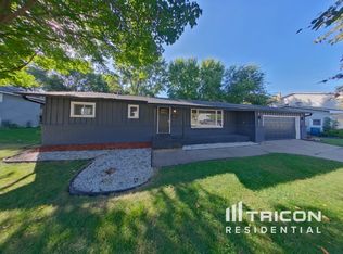 1455 Oakdale Ave, West Saint Paul, MN 55118