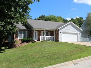 1703 Sunset Ct, Jefferson City, MO 65109