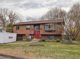 10 SKINNER Court, Tomkins Cove, NY 10986