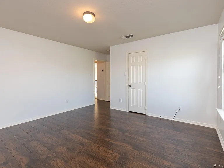 18611 Polo Meadow Dr — Photo 36