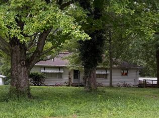 2277 S 1025 W, Lyons, IN 47443