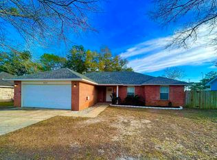 6623 Ridge Crest Dr, Milton, FL 32570