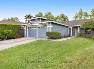 1714 Stone Creek Dr, Petaluma, CA 94954