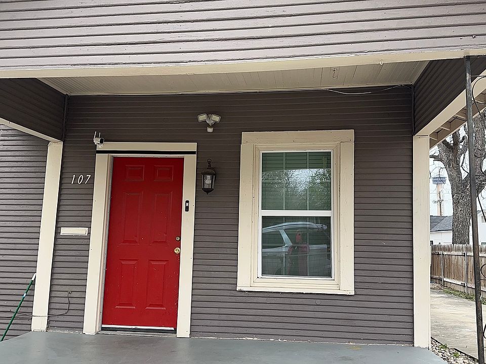 1st image of 107 Spruce St #1