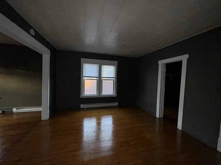2634 Colfax Ave N — Photo 7