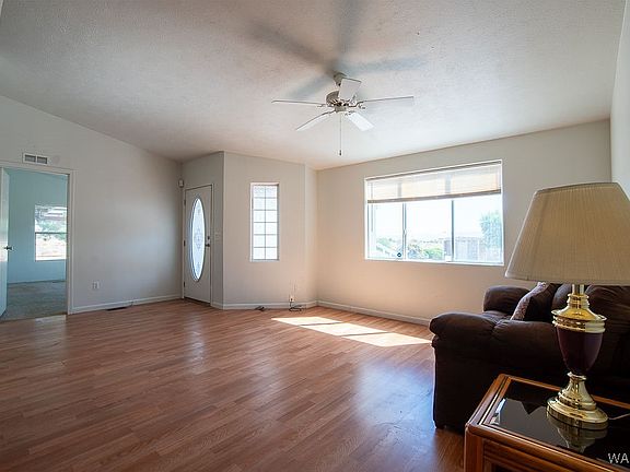 5th image of 1197 E Citrus