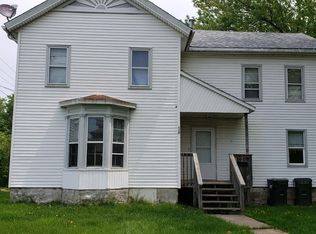 1010 6th Ave, Sterling, IL 61081