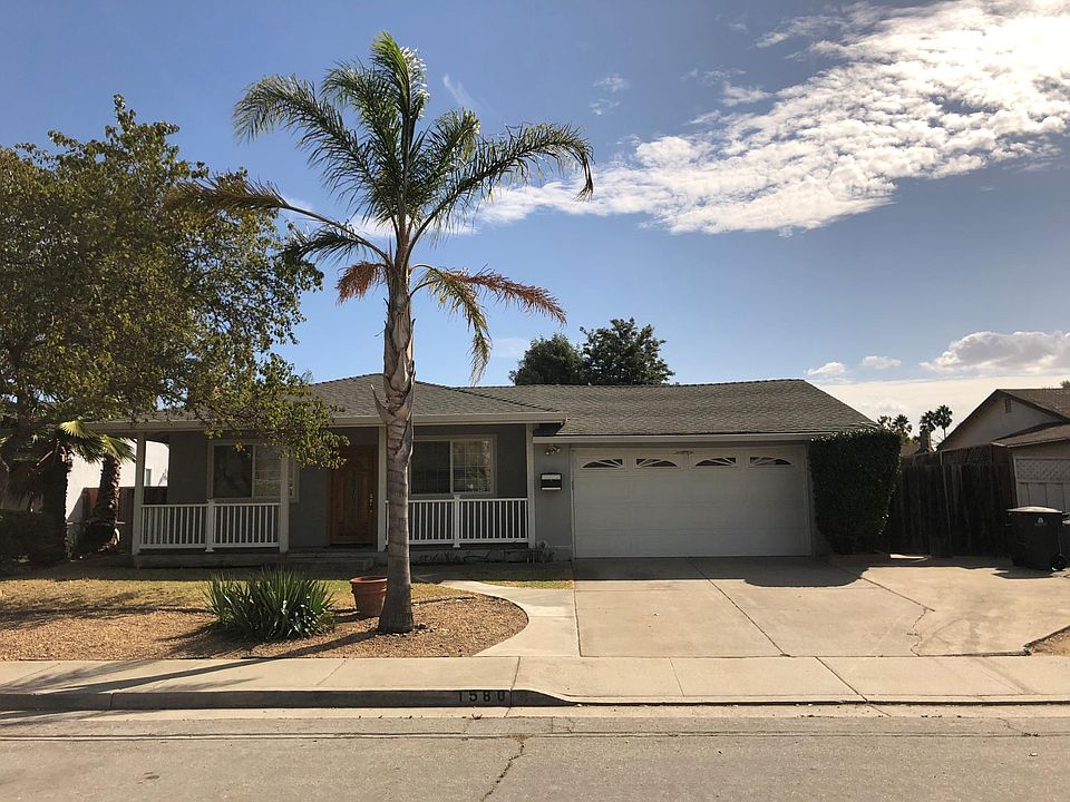1st image of 1580 Acacia Way