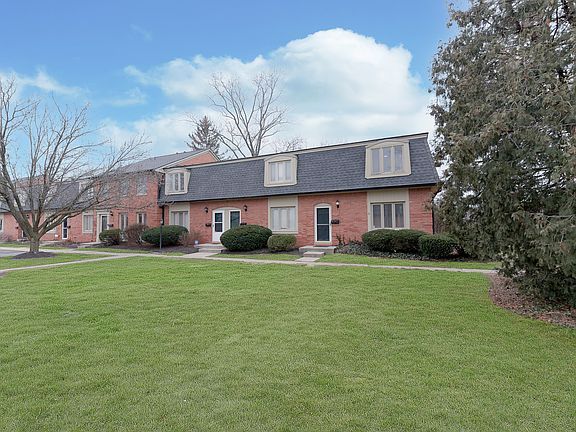 2nd image of 1161 Canterbury Sq S
