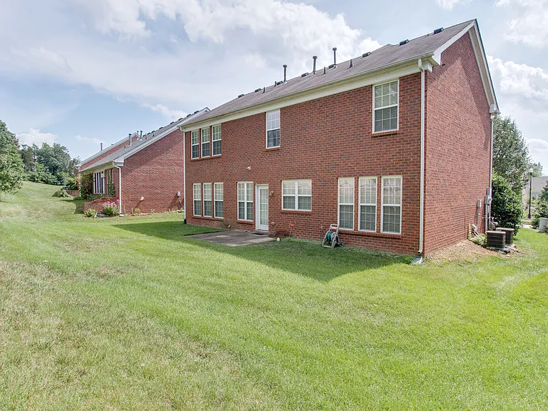 1510 Chestnut Springs Rd — Photo 17