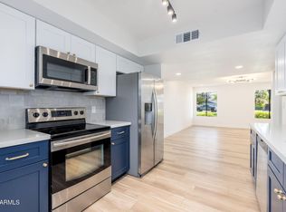 8821 N NEW WORLD Drive, Glendale, AZ 85302