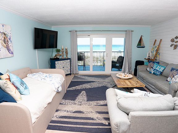 2nd image of 6211 Thomas Dr Unit 206