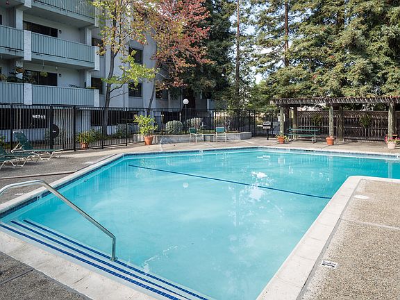 2nd image of 400 Ortega Ave APT 118