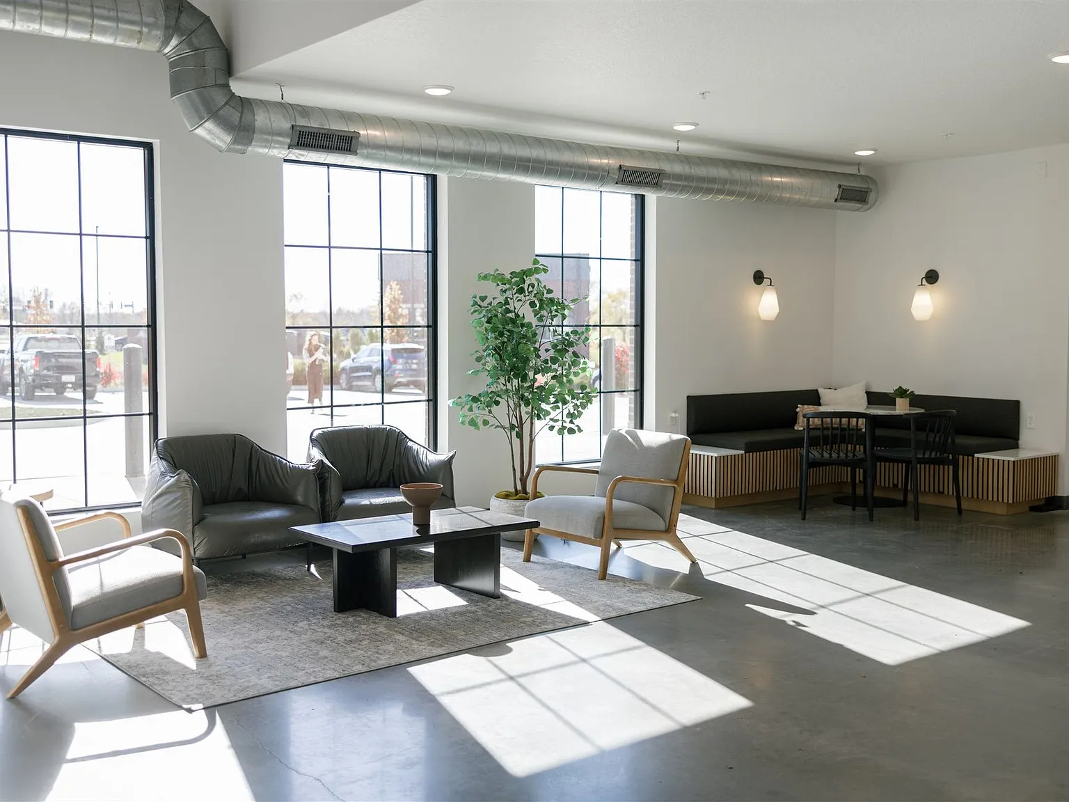 The Standard at 36th Street — Photo 3