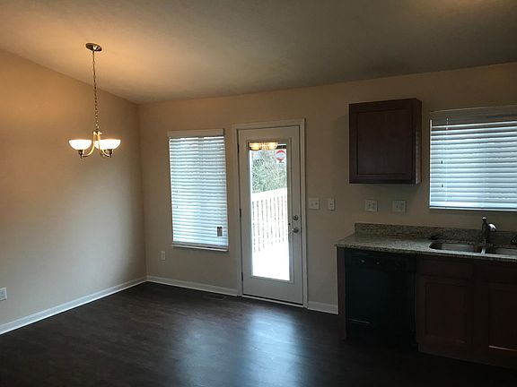 4th image of 3618 Mitten Dr