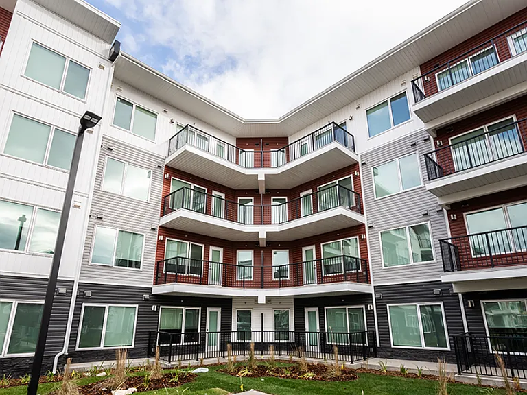 400 Nolan Hill Blvd NW — Photo 33