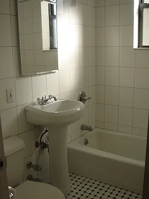 Rented by Aidonis Realty | media 1