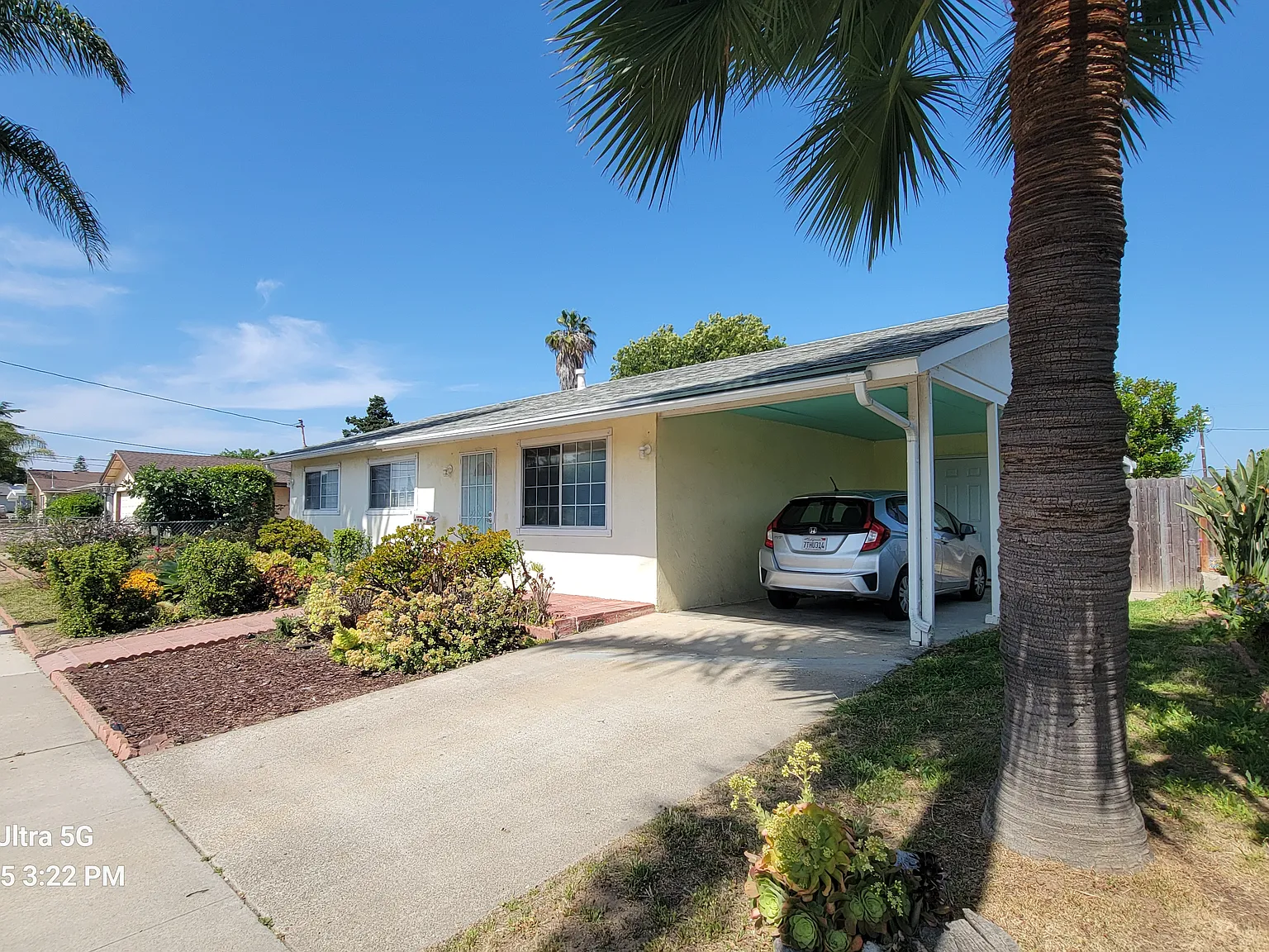 3 bed, 988 sqft, $3,250 — Photo 2