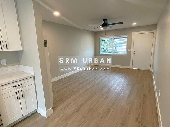 5th image of 3841 Marlborough Ave #1/2