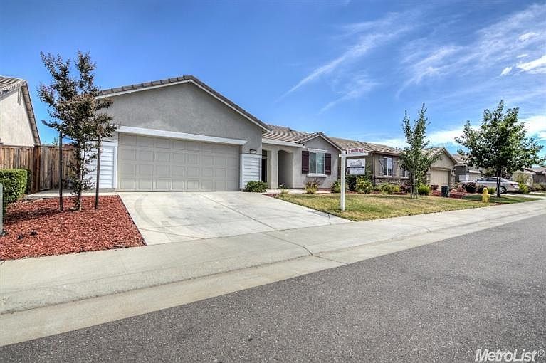 1st image of 3032 Haywood Pl