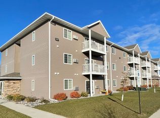 2479 60th Ave S APT 102, Fargo, ND 58104