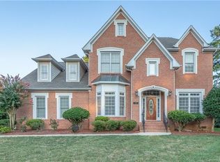 11443 Bloomfield Dr, Charlotte, NC 28277
